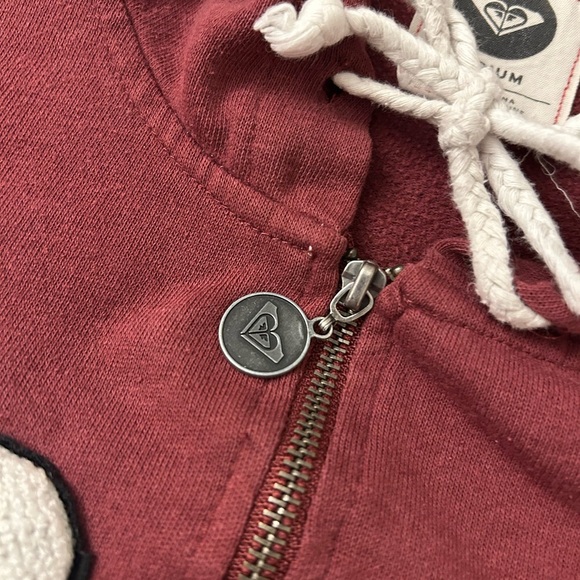 Roxy Deep Red Logo Hoodie with Zipper pockets Size M - Picture 8 of 9